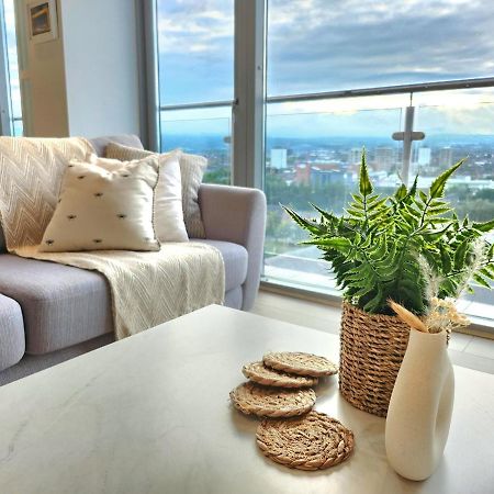 Apartamento Pass The Keys Stunning Penthouse With Balcony Sunset Views Belfast Exterior foto