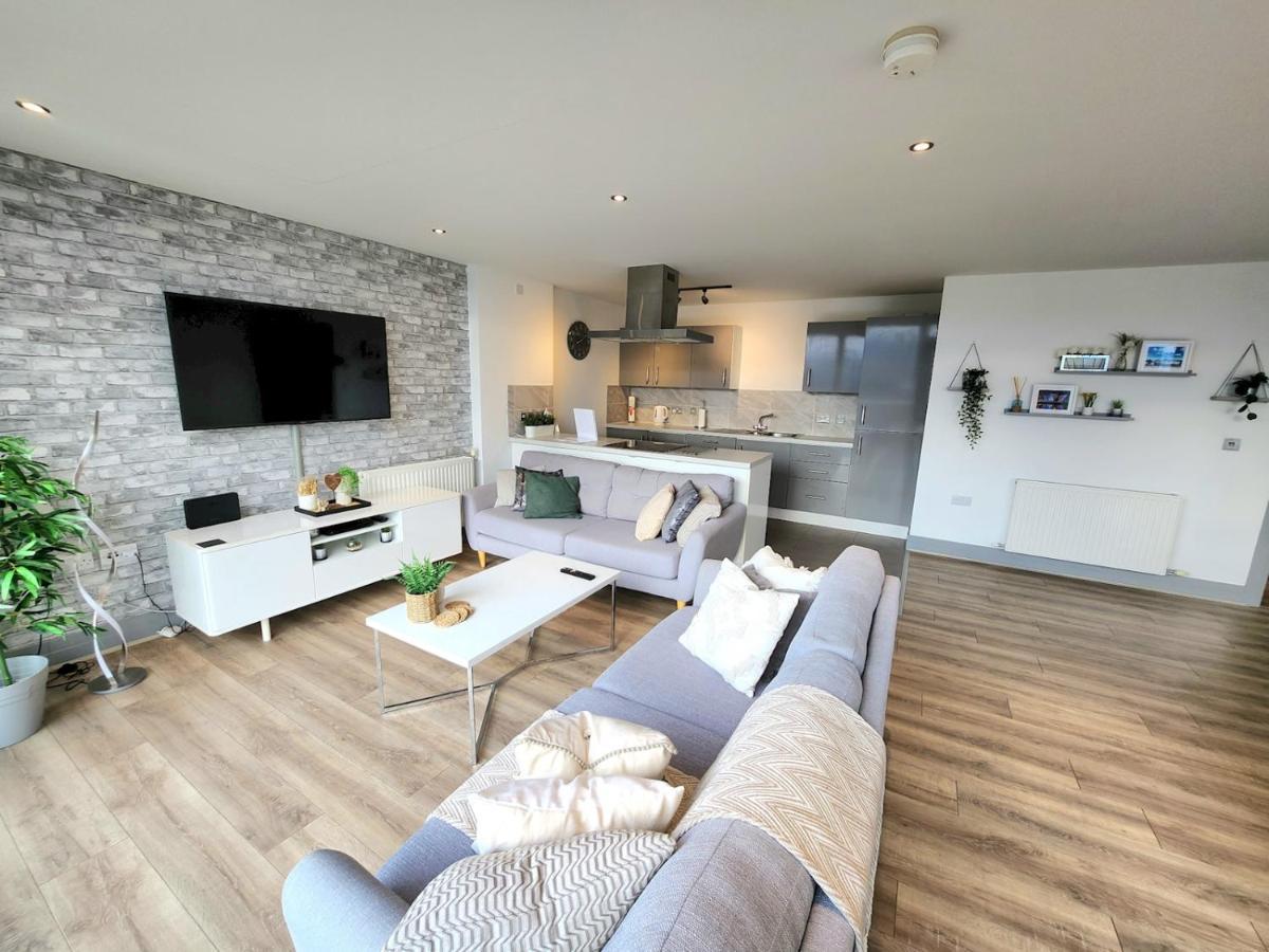 Apartamento Pass The Keys Stunning Penthouse With Balcony Sunset Views Belfast Exterior foto