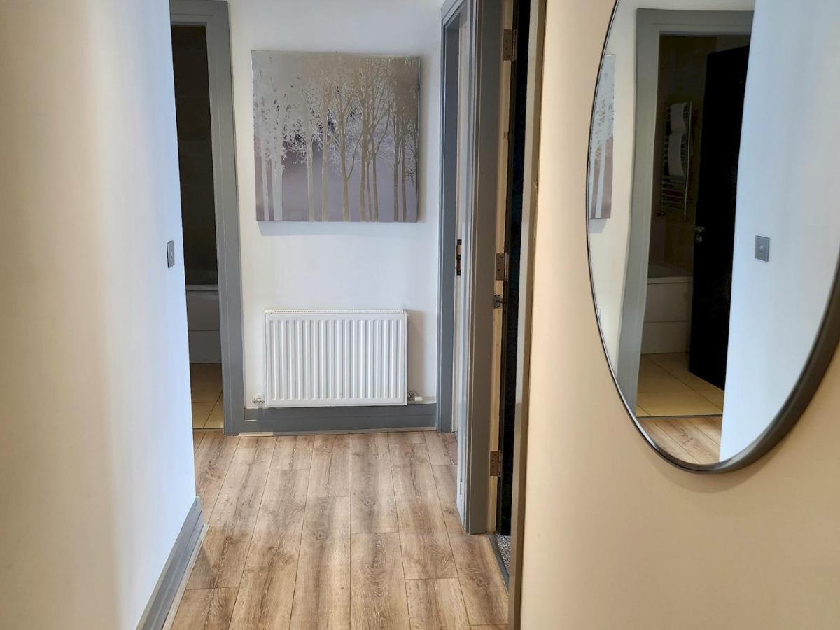 Apartamento Pass The Keys Stunning Penthouse With Balcony Sunset Views Belfast Exterior foto