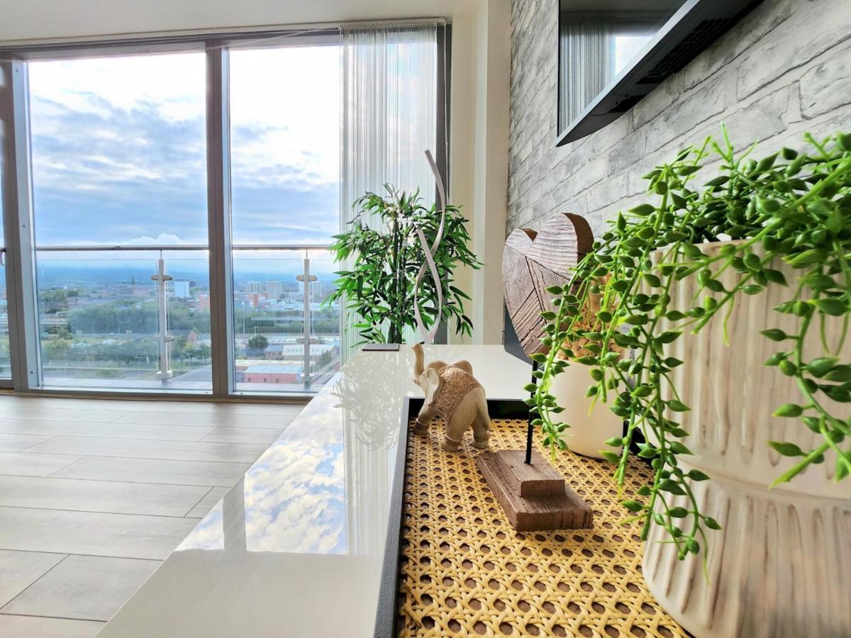 Apartamento Pass The Keys Stunning Penthouse With Balcony Sunset Views Belfast Exterior foto