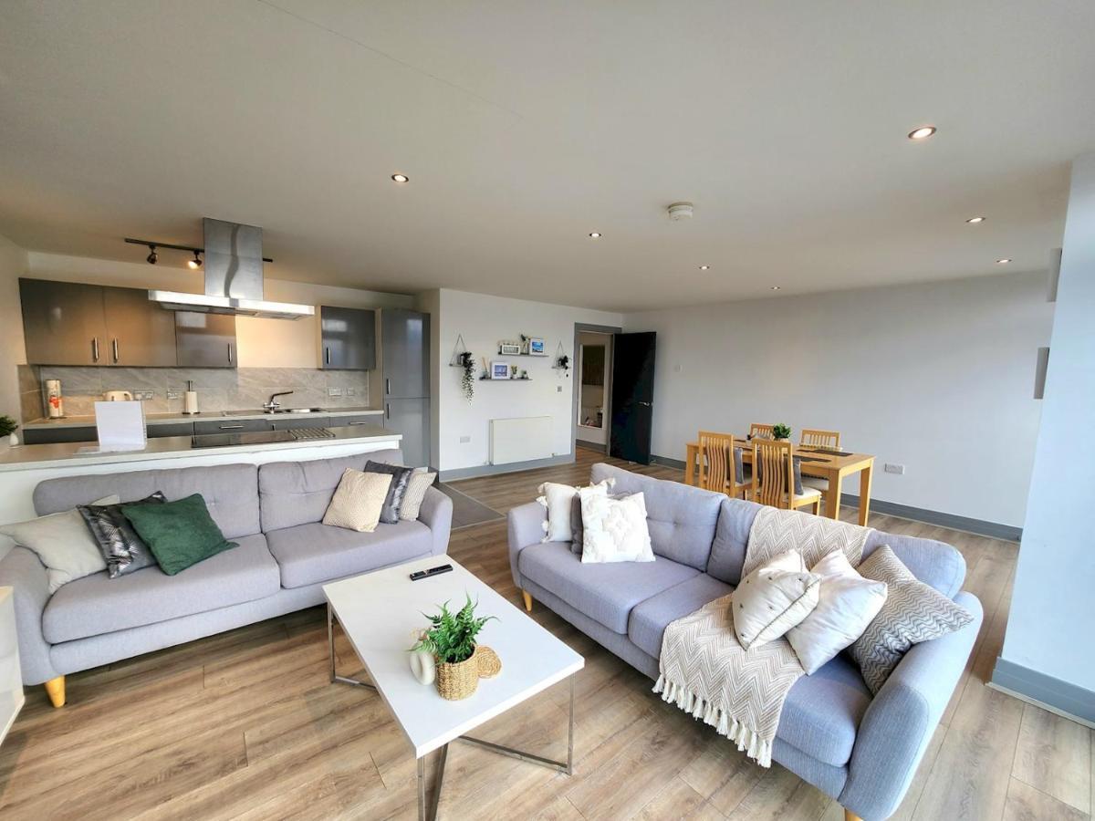 Apartamento Pass The Keys Stunning Penthouse With Balcony Sunset Views Belfast Exterior foto