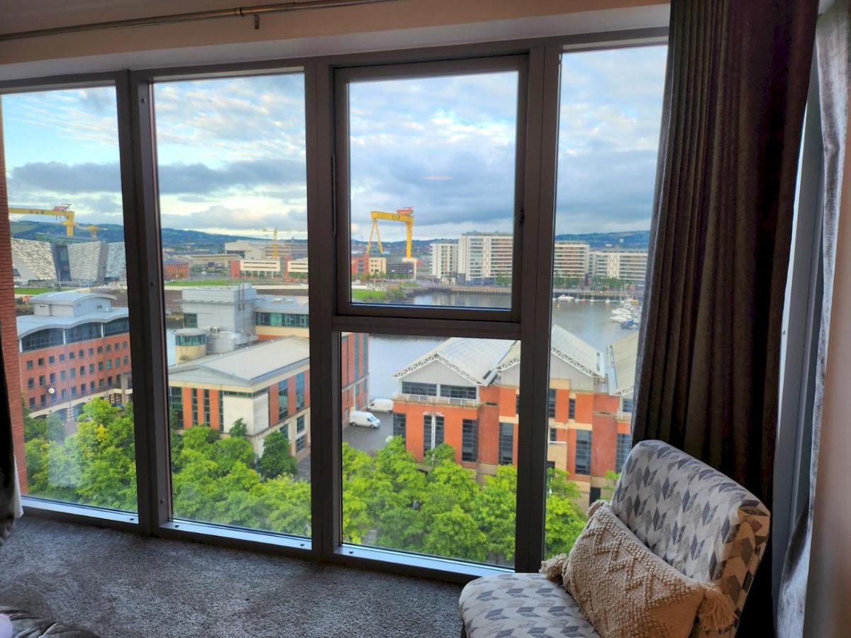 Apartamento Pass The Keys Stunning Penthouse With Balcony Sunset Views Belfast Exterior foto