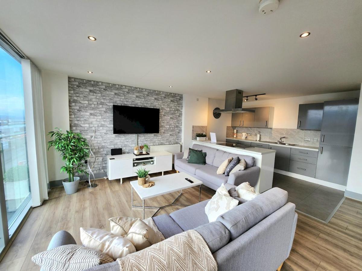 Apartamento Pass The Keys Stunning Penthouse With Balcony Sunset Views Belfast Exterior foto